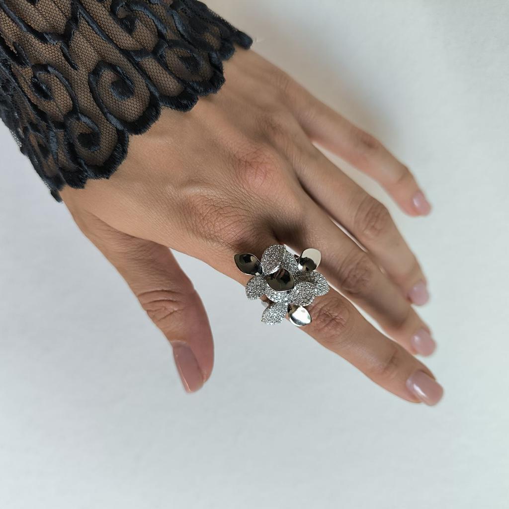 Silver Ring with Cubic Zirconia, Item Weight 9.94 G (2192848)