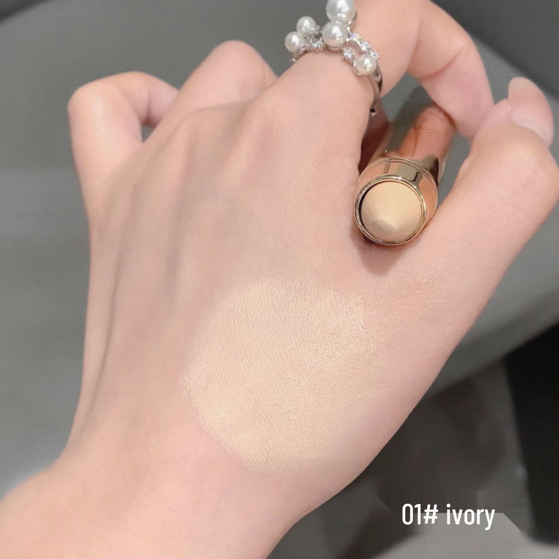 

Shaqinuo 3D Brightening Concealer Pen for Dark Circles, Acne, and Under-eye Bags 4g