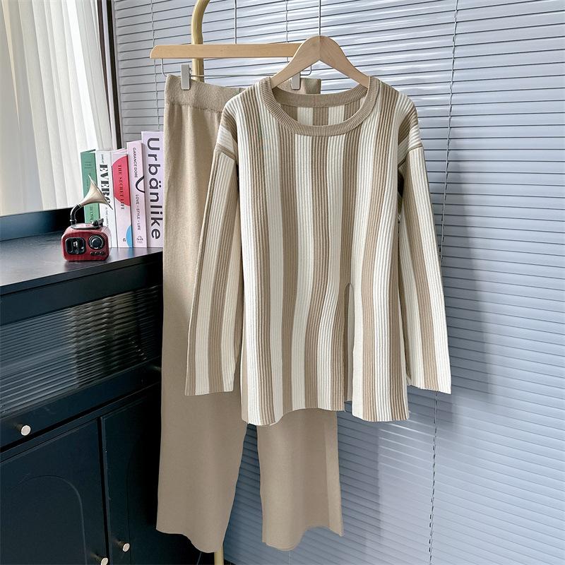 

Вертикальные полосатые круглые горловины Раздельные трикотажные комплекты женские модные осенне-зимние брюки с высокой талией и широкими штанинами костюм One size хаки