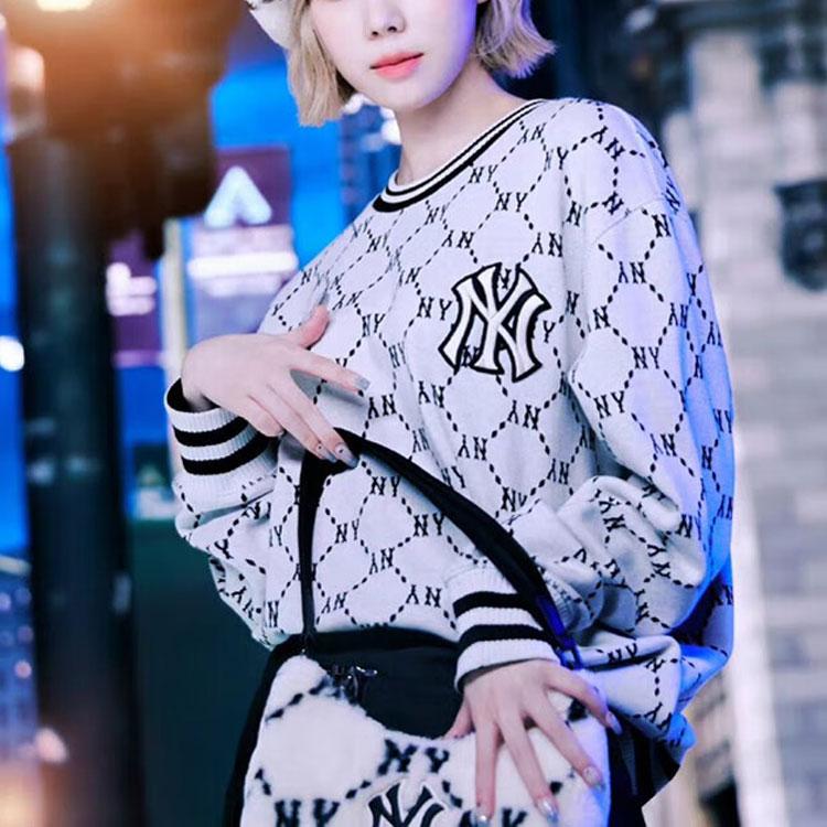 New MLB Mlb Old Flower Sweatshirt Unisex White 3AMTM0724-50CRS