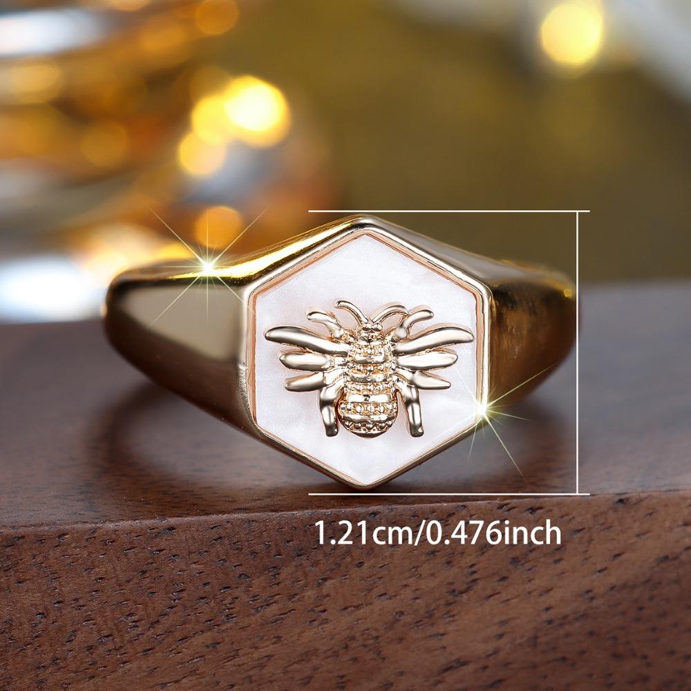 Luxury Golden Geometric Hexagonal Bee Ring Women's Animal Ring Wedding Jewelry Gifts