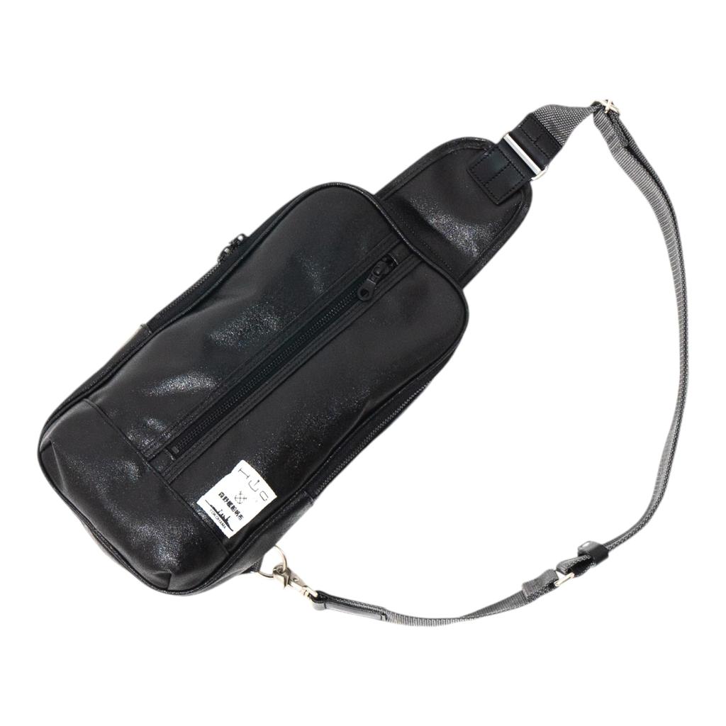 Fuji Uniform Canvas Bag (Morino Ship Canvas One-Shoulder Bag) by Clelab HUG. Handcrafted by artisans in Kure, Hiroshima. A perfect gift. Premium