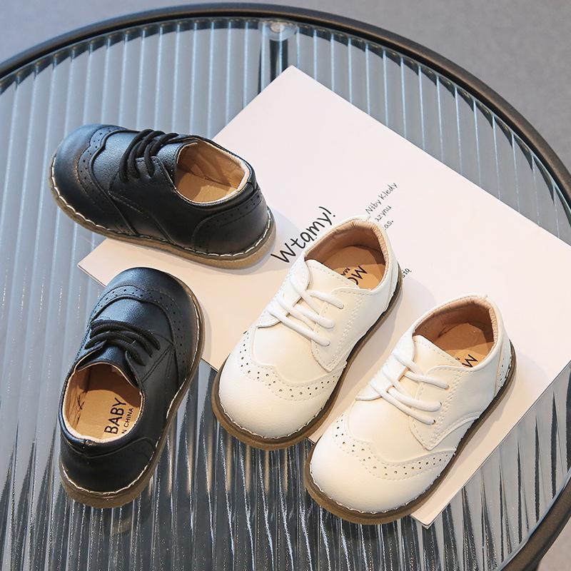 Boys' Soft Sole Leather Retro Brogue Shoes with Laces – Spring/Autumn Style