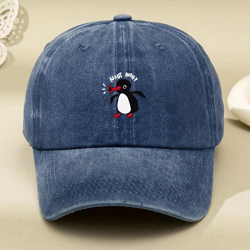 

Fashionable And Versatile Baseball Cap with a Penguin Print Suitable for Couples Featuring a Retro Casual Design