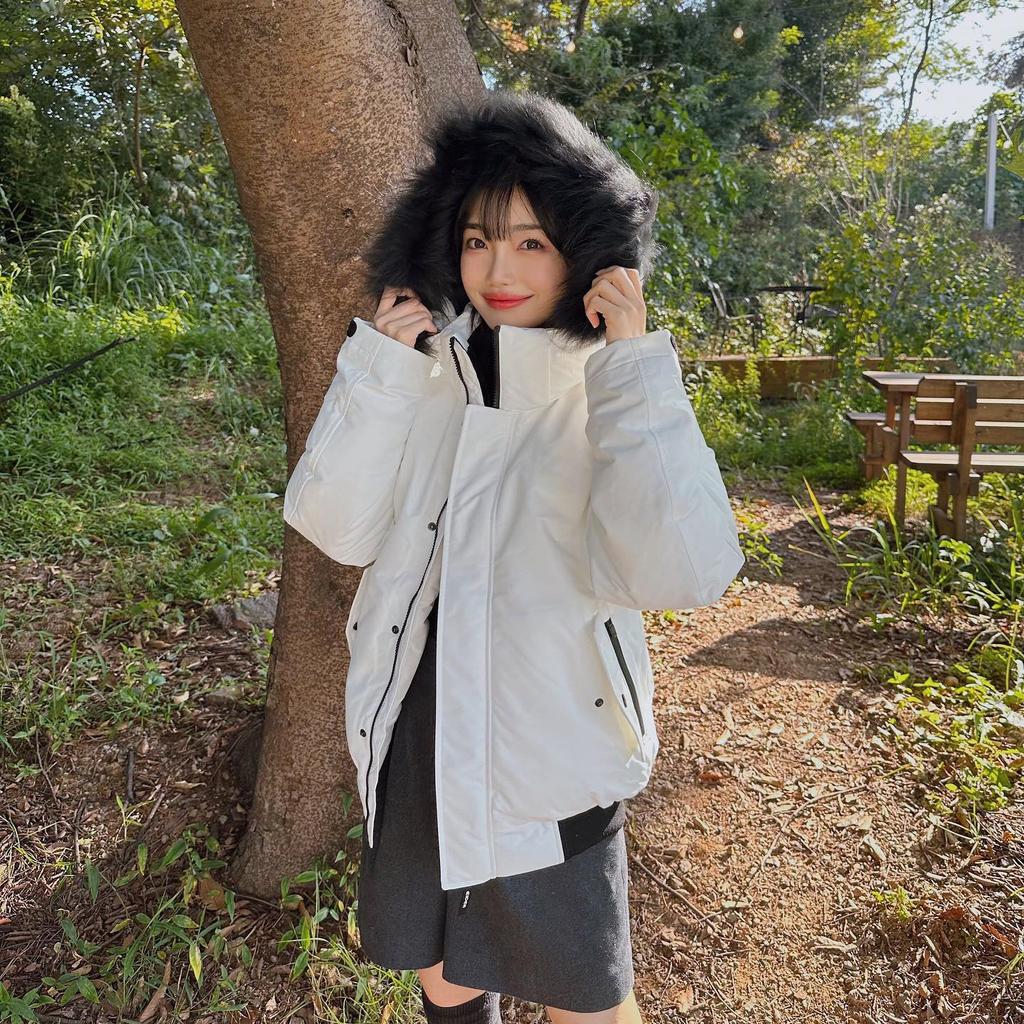 Yu Yan Internet celebrity warm outdoor skiing tooling duck down jacket women's short thickened men's and women's coats