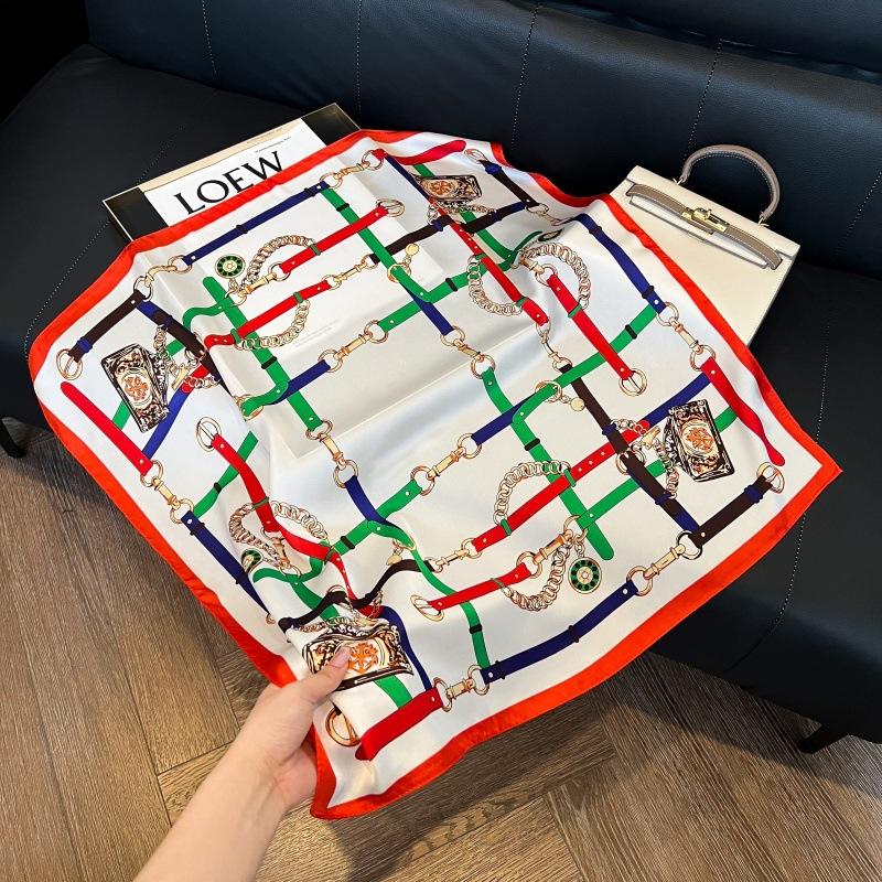 New silk scarf women's fashion versatile high-end small square scarf Korean version neck protection scarf spring and autumn retro scarf binding bag