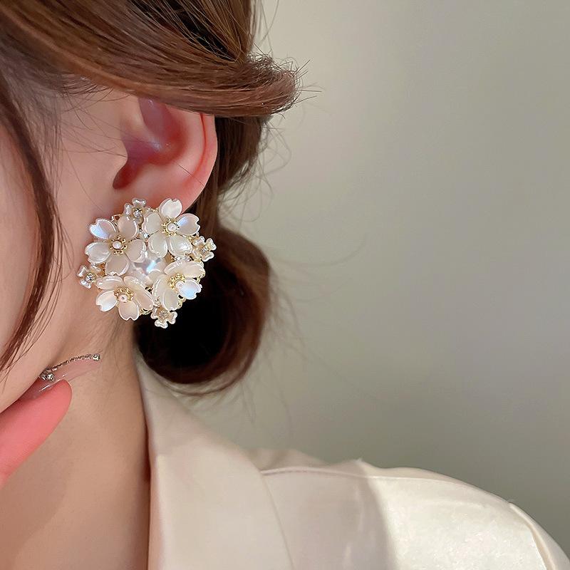 Real Gold Plated 925 Silver Needle Earrings, Natural Freshwater Pearl Flower Drop Earring, Elegant Floral Dangle Stud Earrings For Women Wedding Party