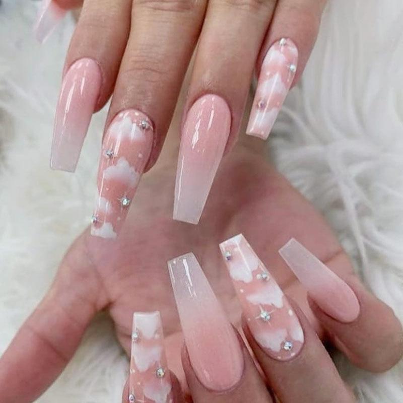 

European and American Long Cloud Nail Patches for Wearing Nails, Fake Nails with Diamond Inlay, Finished Nail Patches