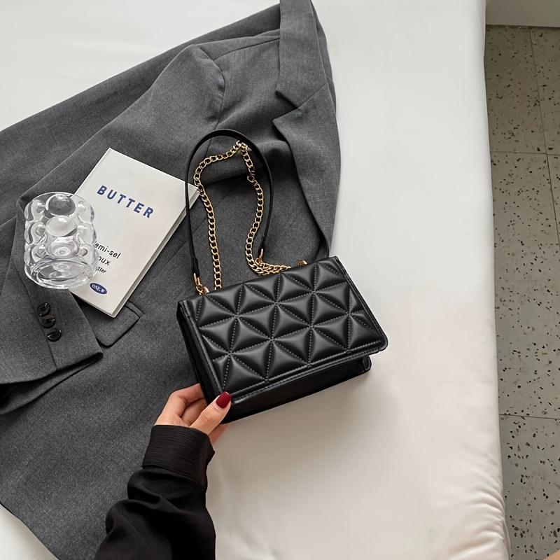 Fashion Chain Bags for Women Small Handbags Elegant Square Bags Luxurious Quilted Diamond Handbags Square Backpacks Perfect for Daily Outings Shopping