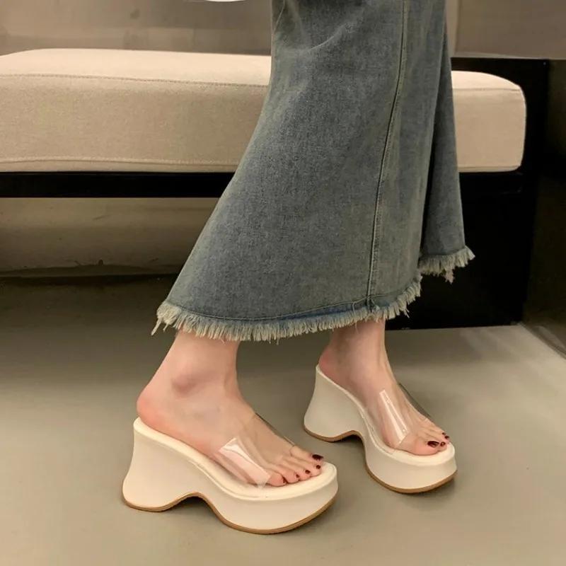Fashion 2025 New Slipper Platform Women's High Heels in Wedge Shape Women's Beach Sliding Rubber Slippers Summer Fashion Slippers