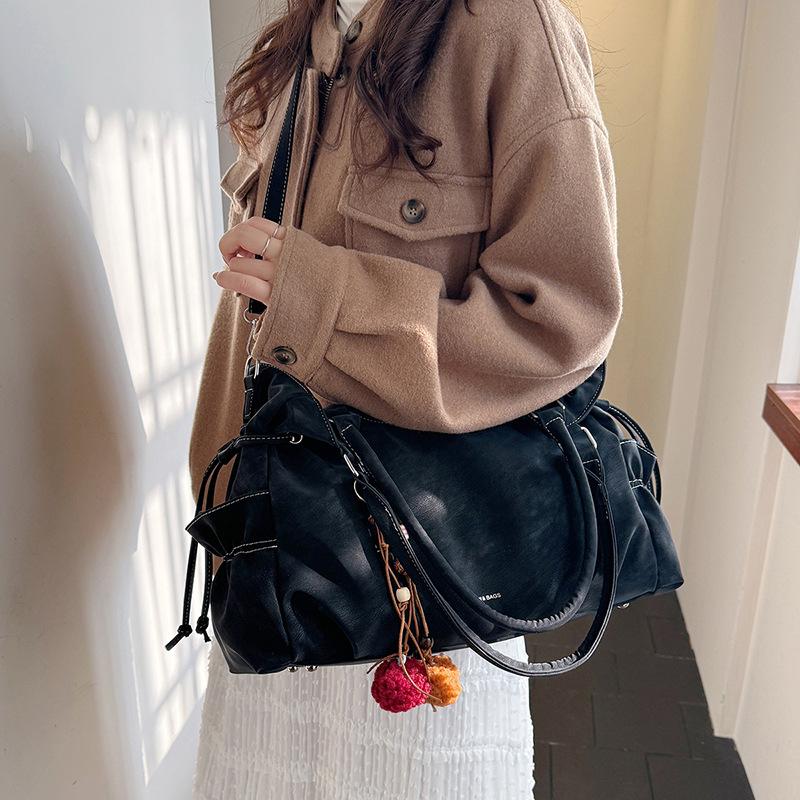 

Simple Fashi Suede Crossbody Bag Women Large Capacity Shoulder Bag for Work Comfortable and Versatile Texture Commuting Bag чёрный