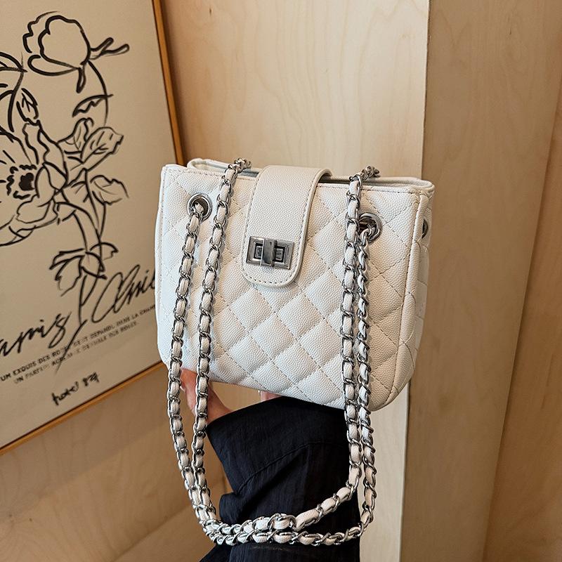 

Autumn and winter new diamond chain high-end small square bag fashionable and versatile single shoulder casual messenger bag білий