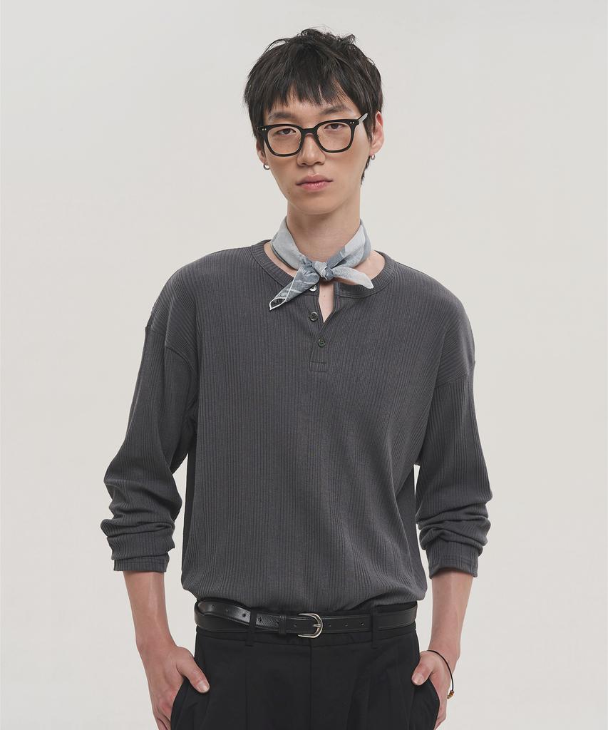NOISE Ribbed Henley Neck Sleeve Knit - Charcoal