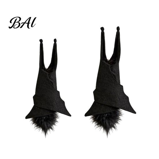 Halloween Party Background Decor Bat Decorations, Realistic Felt Hanging Bats, Spooky Flying Props Holiday Atmosphere for Haunted House Party, Indoor