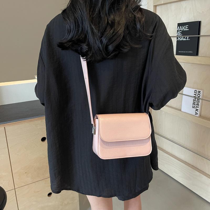 Popular bag women's new fashion oblique span bag shoulder bag texture small square bag