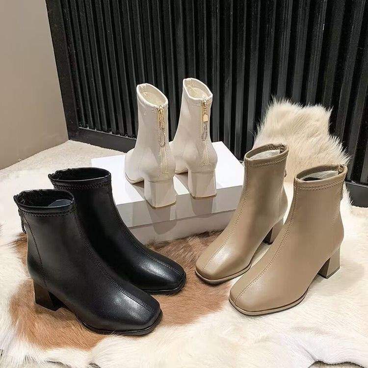 Off-white French small short boots women's new thin boots in autumn and winter 2025 thick heel velvet square head high heel spring and autumn sing
