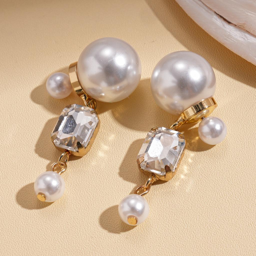 Diamond imitation pearl beaded bow multi-layer necklace baroque elegance necklace