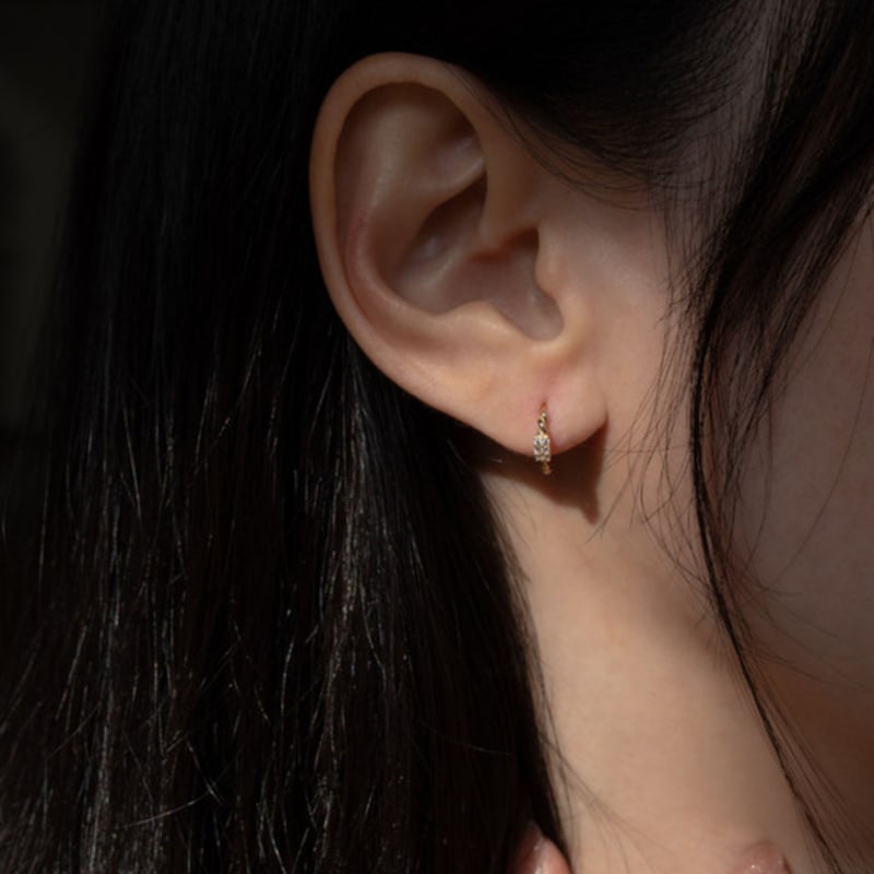 youngglow 14k cubic cluster one touch earring