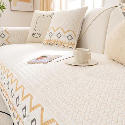 Textil do jedálne a obývacej izby – Poťahy na stoličky
