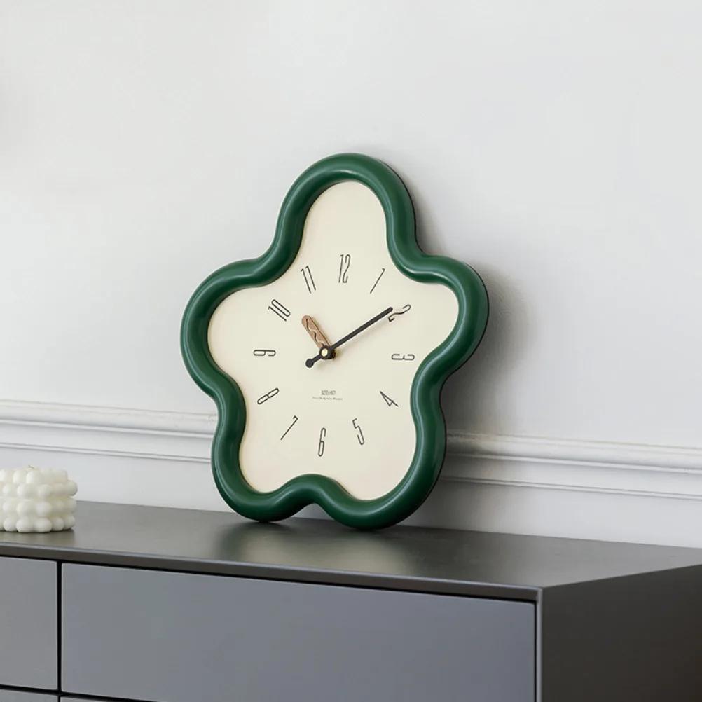 Cream Style Living Room Wall Clock Minimalist Digital Clock Restaurant Creative Swinging Digital Wall Clock Home Decoration