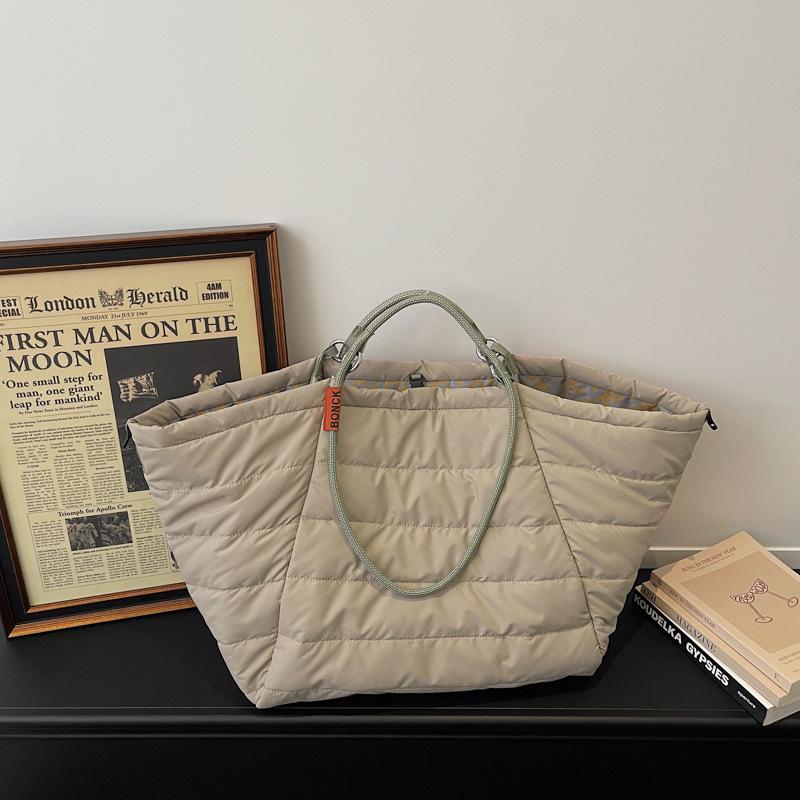Transformable Minimalist Large Outdoor Tote Bag - Lightweight, High Capacity Shoulder Handbag for Commute & Storage