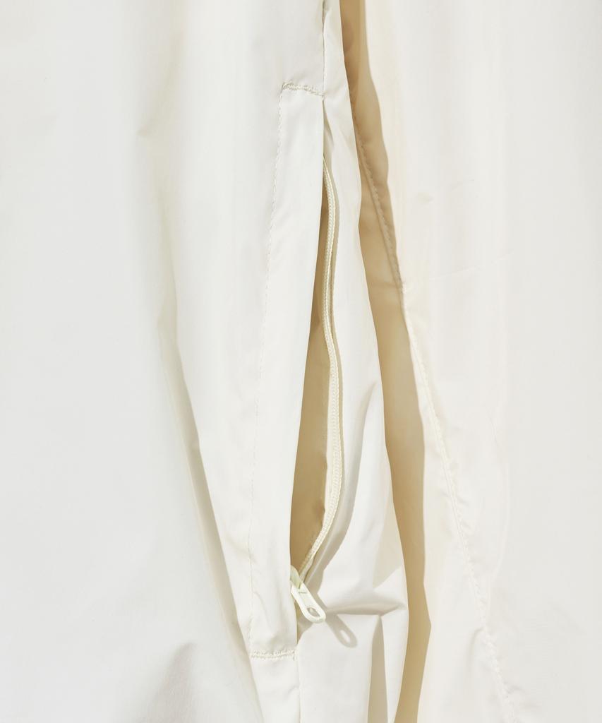 Yale Embroidery Dan Lightweight Packable Windbreaker_Cream