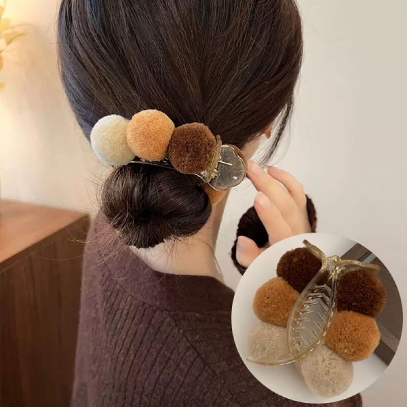 

Clarit Winter Brown Cotton Hair Clip brown