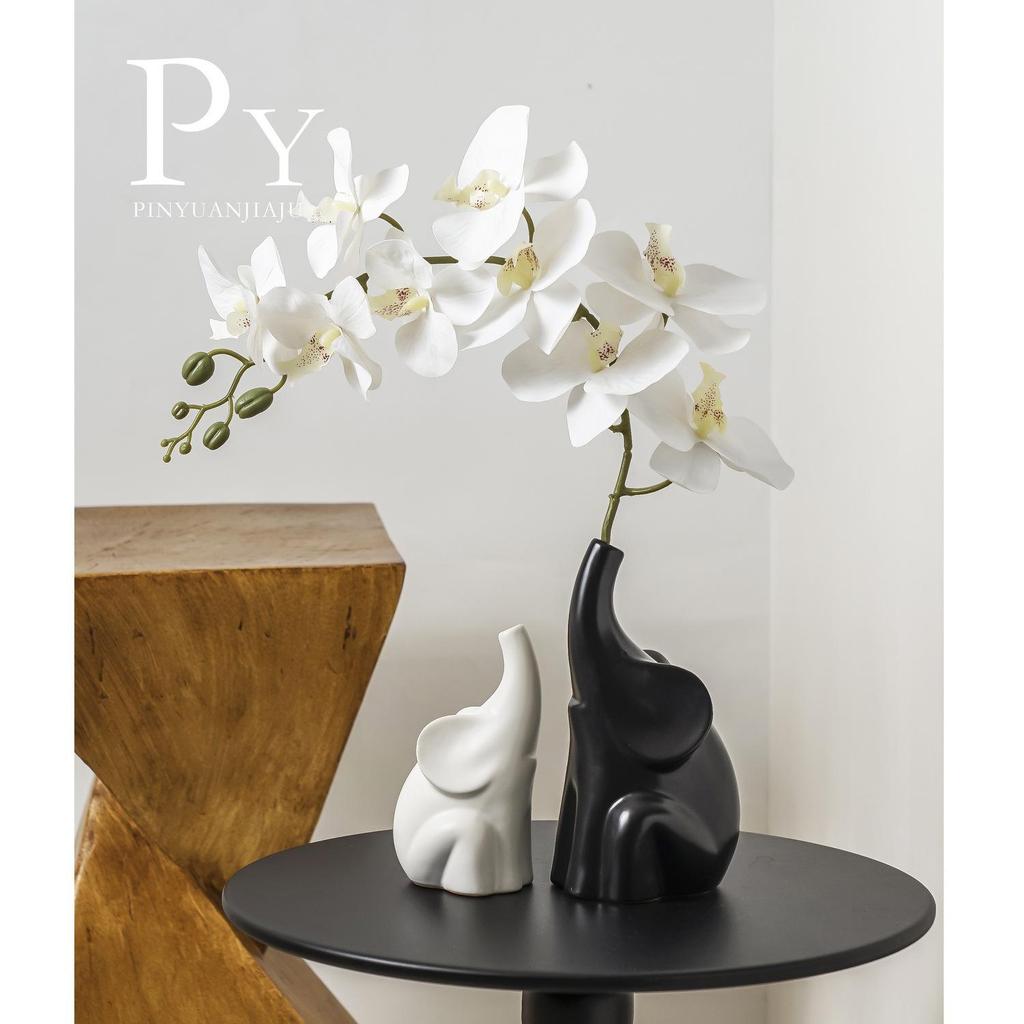 Nordic Modern Elephant Vase - Ceramic Ornament for Living Room, Sideboard, or Entrance Hall Display. A Perfect Housewarming Gift.