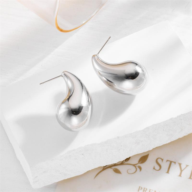 

Gold Teardrop-shaped Stud Earrings for Women серебряный
