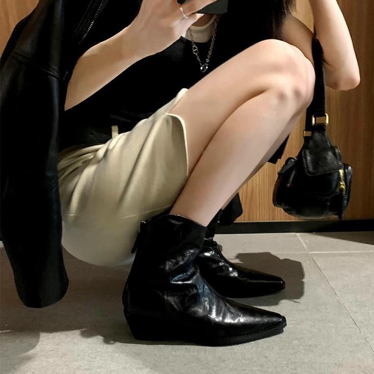 Leather V-Mouth Western Cowboy Boots Women'S Pointed British Martin Boots Coarse Heel Back Zipper Short Boots