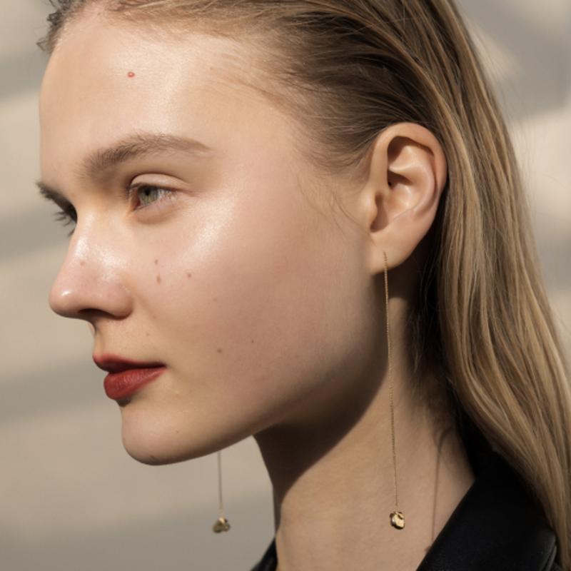 

1064STUDIO The Body 14E GOLD