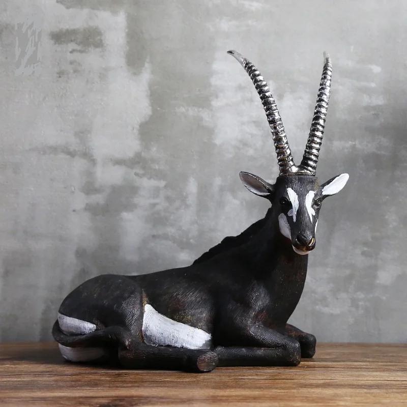 Handmade Antelope Sculpture Resin Gazelle Statue Herbivore Animal Home Wildlife Decoration Craft Ornament Grassland Furnishing