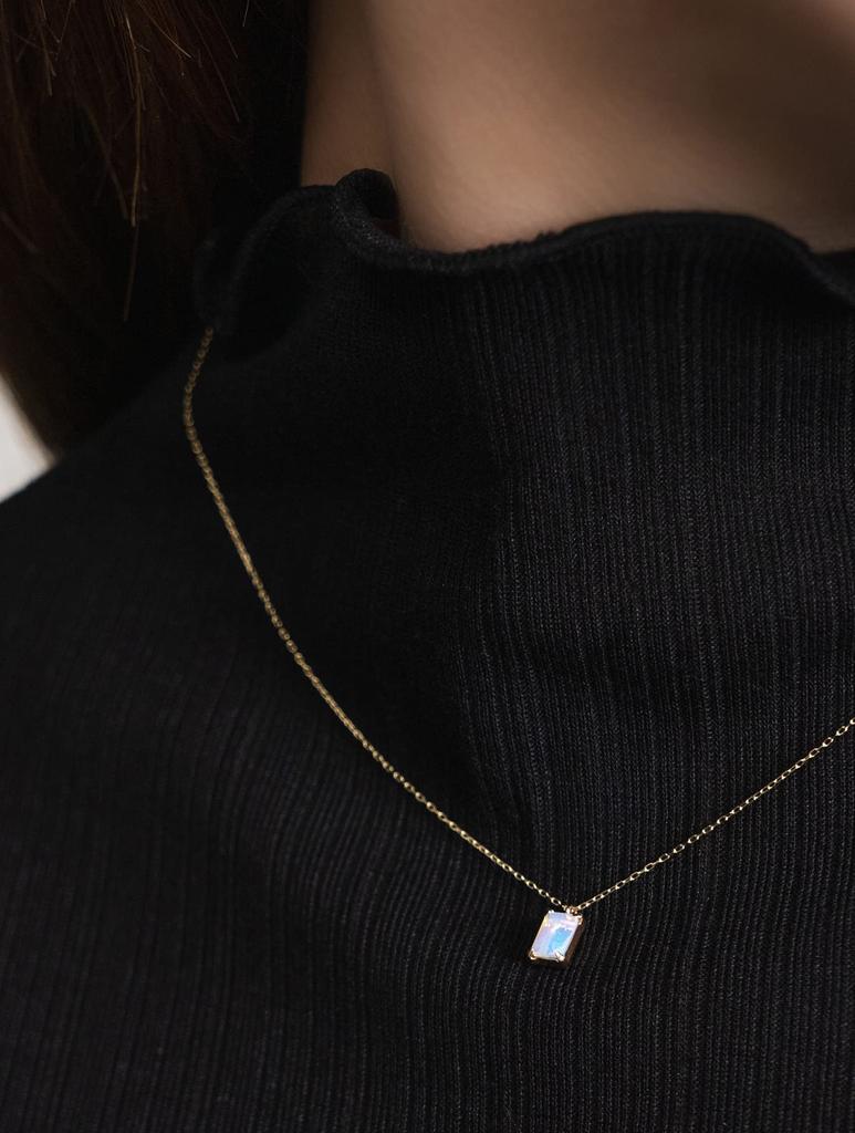 K10 Yellow Gold Opal Necklace L&CO 63-8098