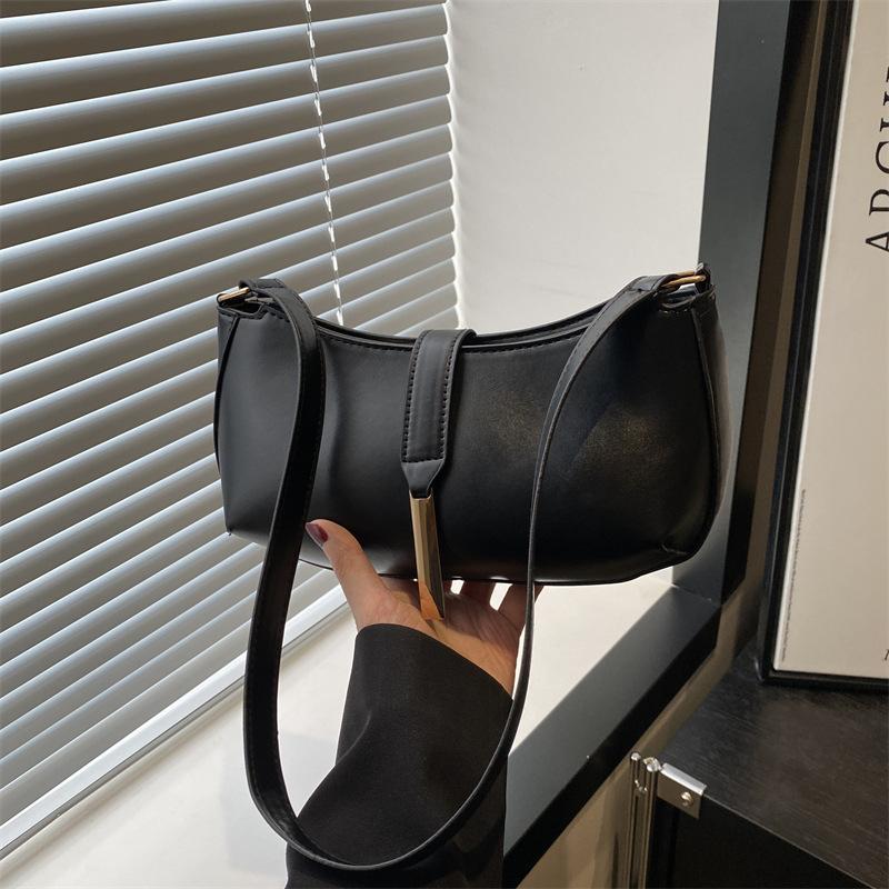 

Высококачественная однотонная нишевая подмышечная сумка через плечо, модная, с темпераментом, повседневная, универсальная, летняя новая сумочка чёрный