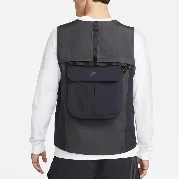 Nike SPORTSWEAR TECH PACK Vests Men's Black Collarless Moderate Other DM5535-060