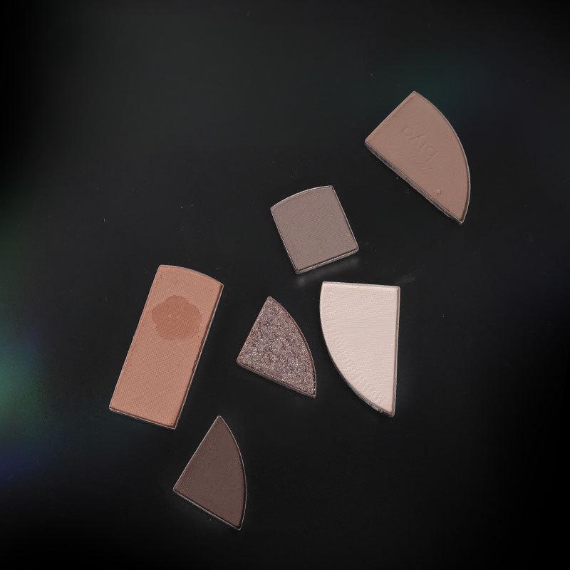 Palette de fards à paupières multicolores, nacré mat, poudre pas facile à faire voler, contour des couleurs et maquillage éclaircissant