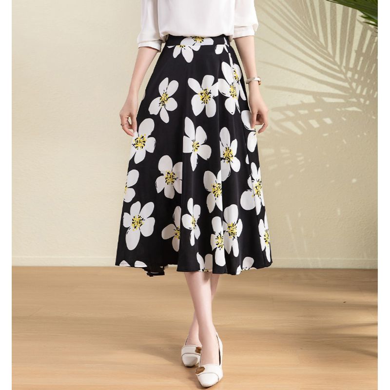 

Юбка А-силуэта с цветочным принтом на резинке Юбка А-силуэта с цветочным принтом на резинке 1 piece One size