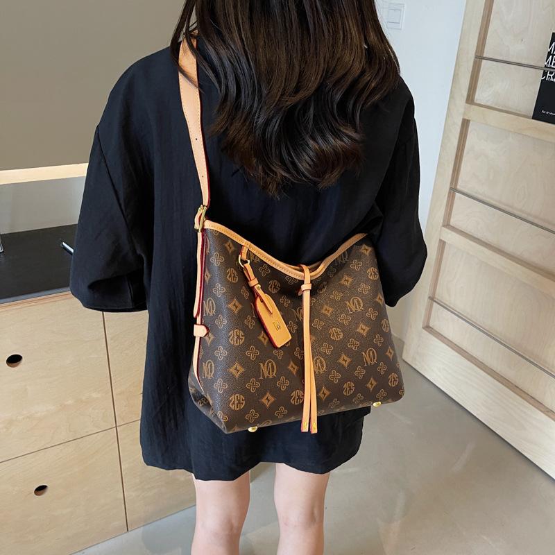 Damentasche 2025 neu retro Alterssichtigkeit Buchstaben Schulter Tragetasche lässig tragbar Damentasche Pendler Umhängetasche