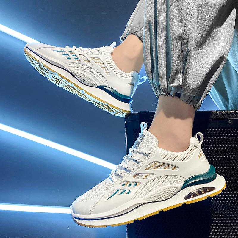 Men's Shoes 2025 Spring New Versatile Lightweight Breathable Sports Shoes Fashionable Mesh Soft Sole Casual Running Shoes