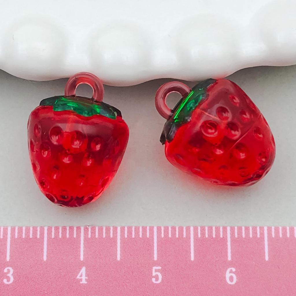 3D pryskyřičné simulační ozdoby ovoce: Citronové, hroznové, jahodové, jablečné doplňky pro DIY přívěskové náhrdelníky