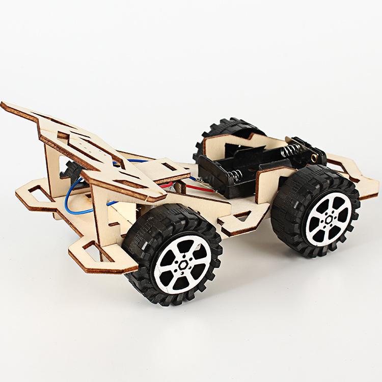 DIY Electric Toy Car Kit for Primary Students: Handmade Experimental Racing Gift