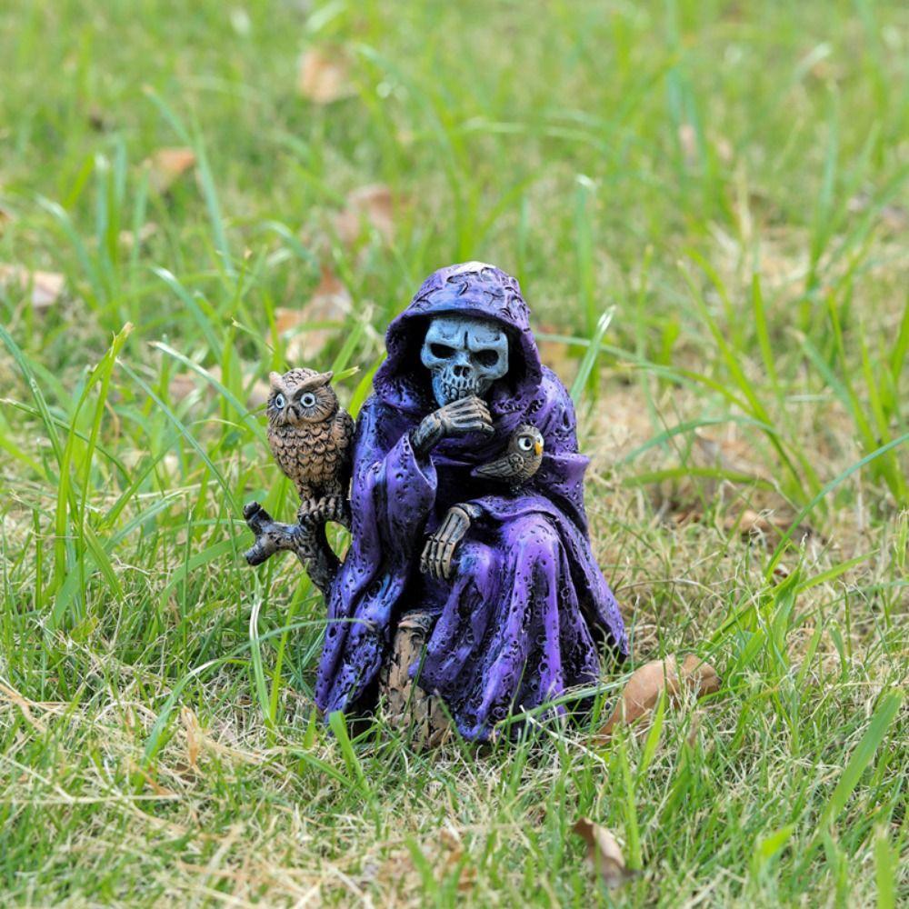 Spooky Halloween Small Ornaments Skeleton Resin Festival Ornaments  Easter Decor