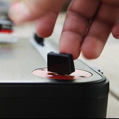 Numark PT01 SCRATCH Portable Turntable (Numark)