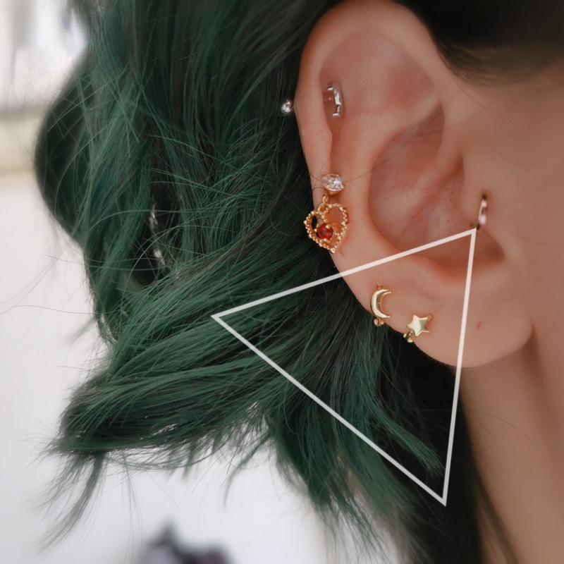 New Fashion Womens Gold/Silver Charm Triangle Earrings Elegant Ear Stud Gifts New Fashion Womens Gold/Silver Charm Triangle Earrings Elegant Ear Stud Gifts