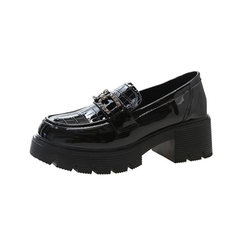 Platform loafers women's autumn 2025 new commuter shoes black one-pedal small leather shoes round head patent leather single shoes