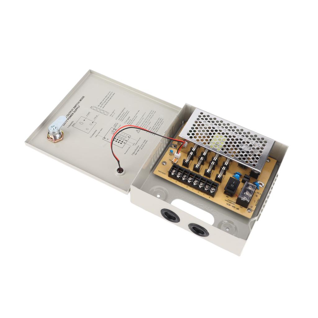 CCTV napájecí box, rozvodná krabice, 12V, 4 kanály, pojistka 5A, 110V/220V s kovovým krytem