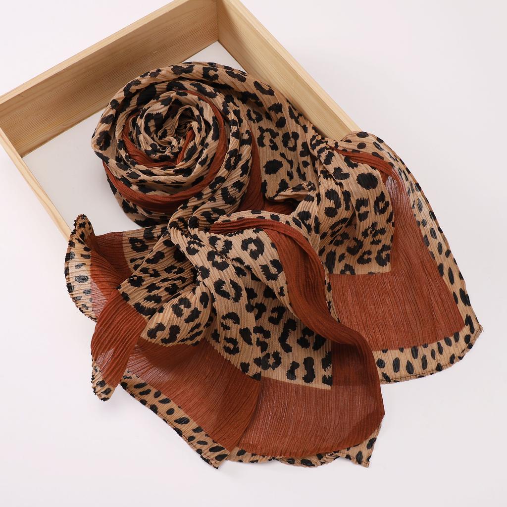 New Soft Pleated Cotton Scarf Leopard Print Hijab Islamic Solid Headscarf Crinkle Hijab Foulard Femme Musulman Wrap Bandana