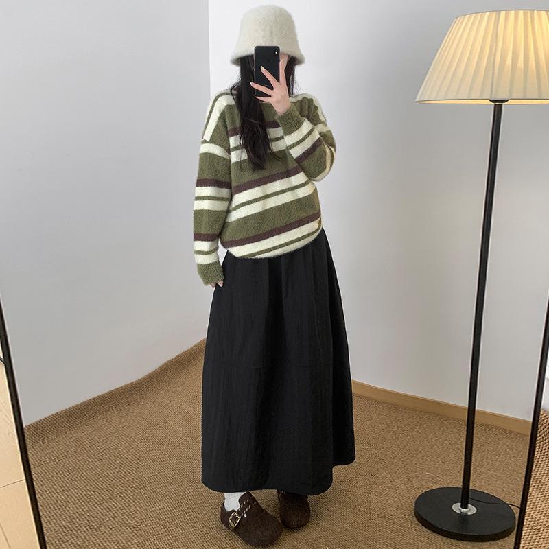 Elegant High-Waisted A-Line Pumpkin Skirt for Women, 2026 Spring/Autumn Collection, Mid-Length Fluffy Umbrella Design