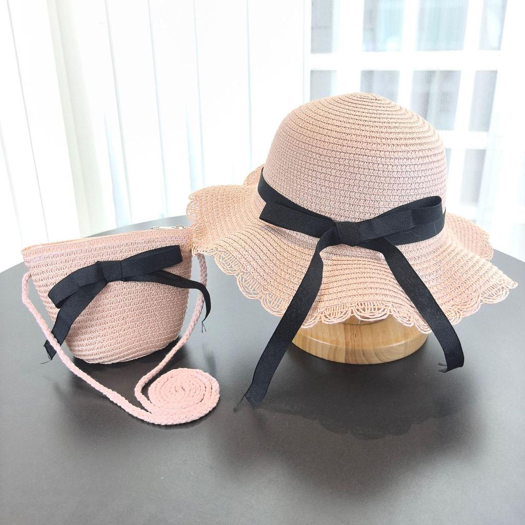 Letni słomkowy kapelusz typu bucket hat z ochroną przeciwsłoneczną dla dziewczynki, na plażę i podróż