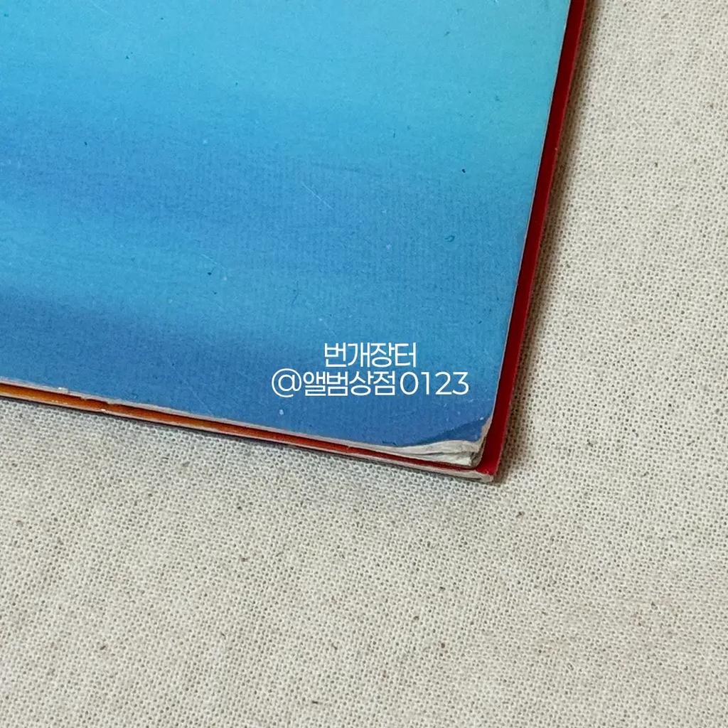 SUPER JUNIOR's 5th full-length album [Mr. Simple] - Autographed album Used